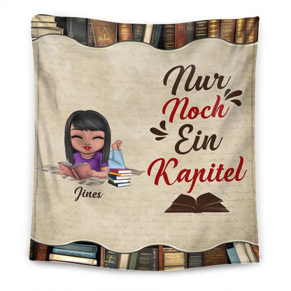 Ein Mädchen, das gerne liest - Personalisierte Kuscheldecke - Ver 1