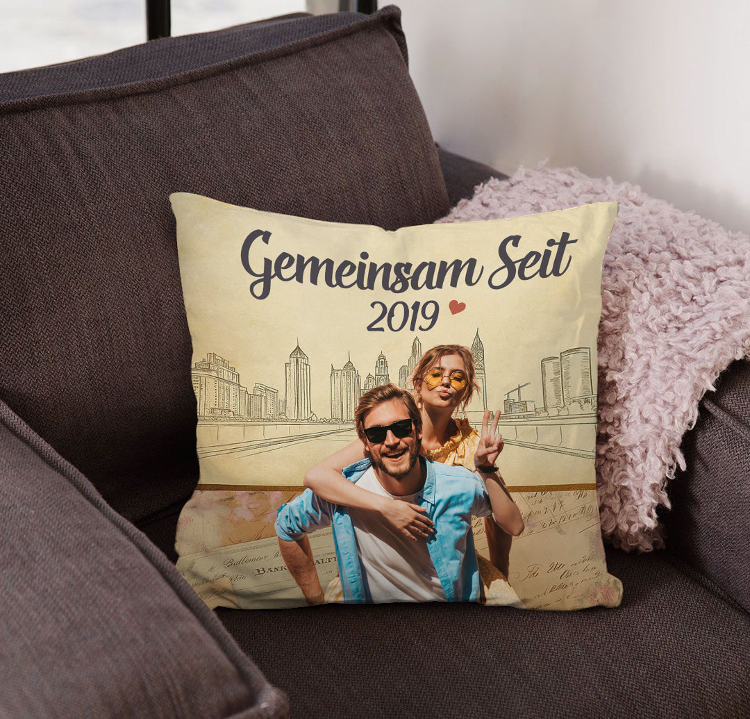 Geschenk für Paare – Gemeinsam seit – Personalisiertes Kissen