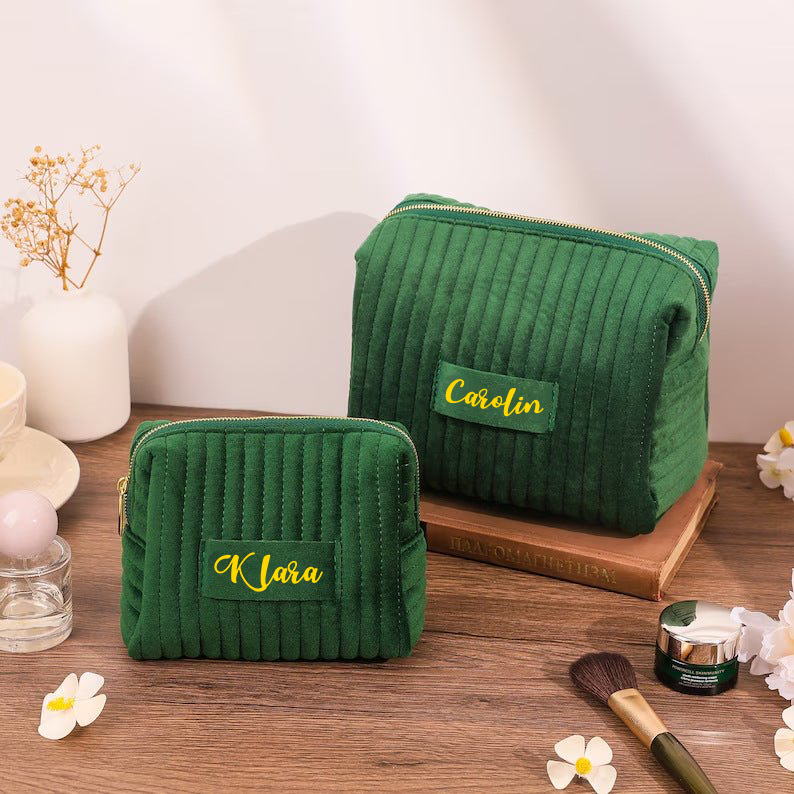 Geschenk für Frauen - Samt-Kosmetiktasche mit Namen - Personalisierte Reise-Kosmetiktasche