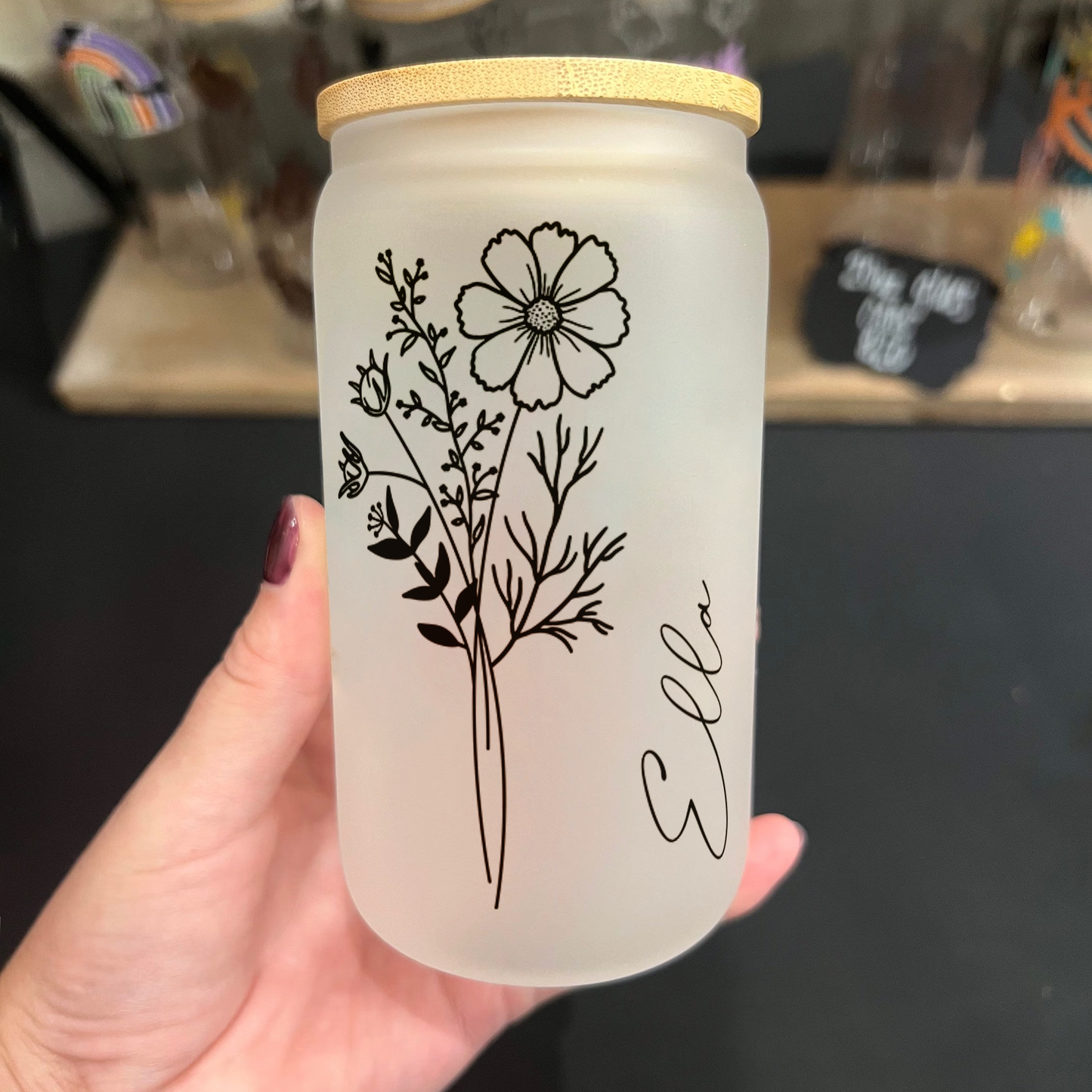 Geschenk für Frauen – Geburtsblume – Personalisierte Trinkbecher